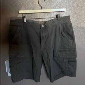 RedHead Men's Cargo Shorts in Dark Gray